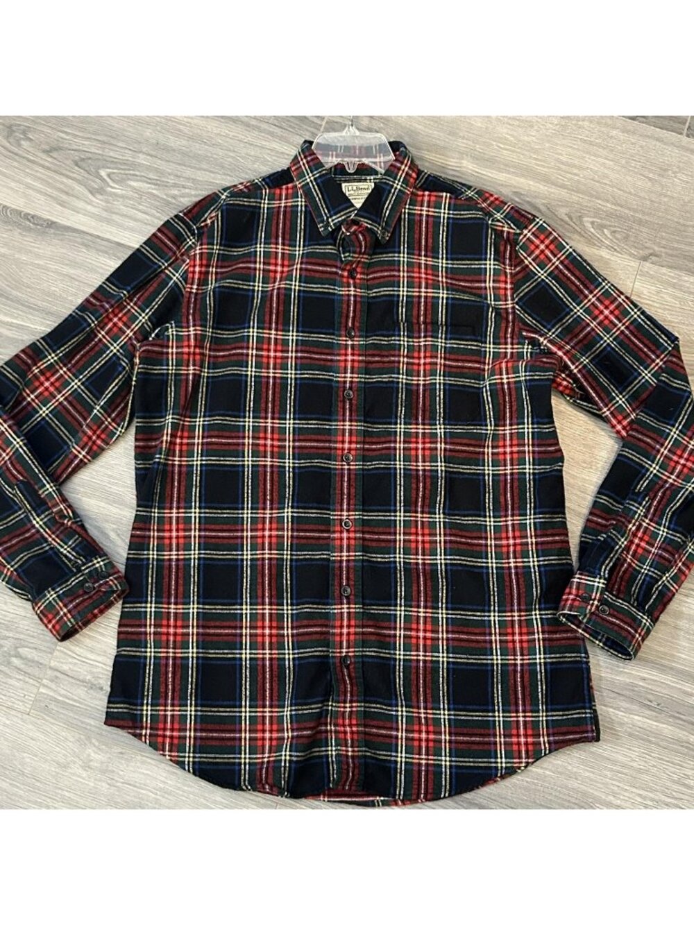 L.L. Bean Shirt Mens LT Red Plaid Flannel Button Down Slightly Fitted Casual
